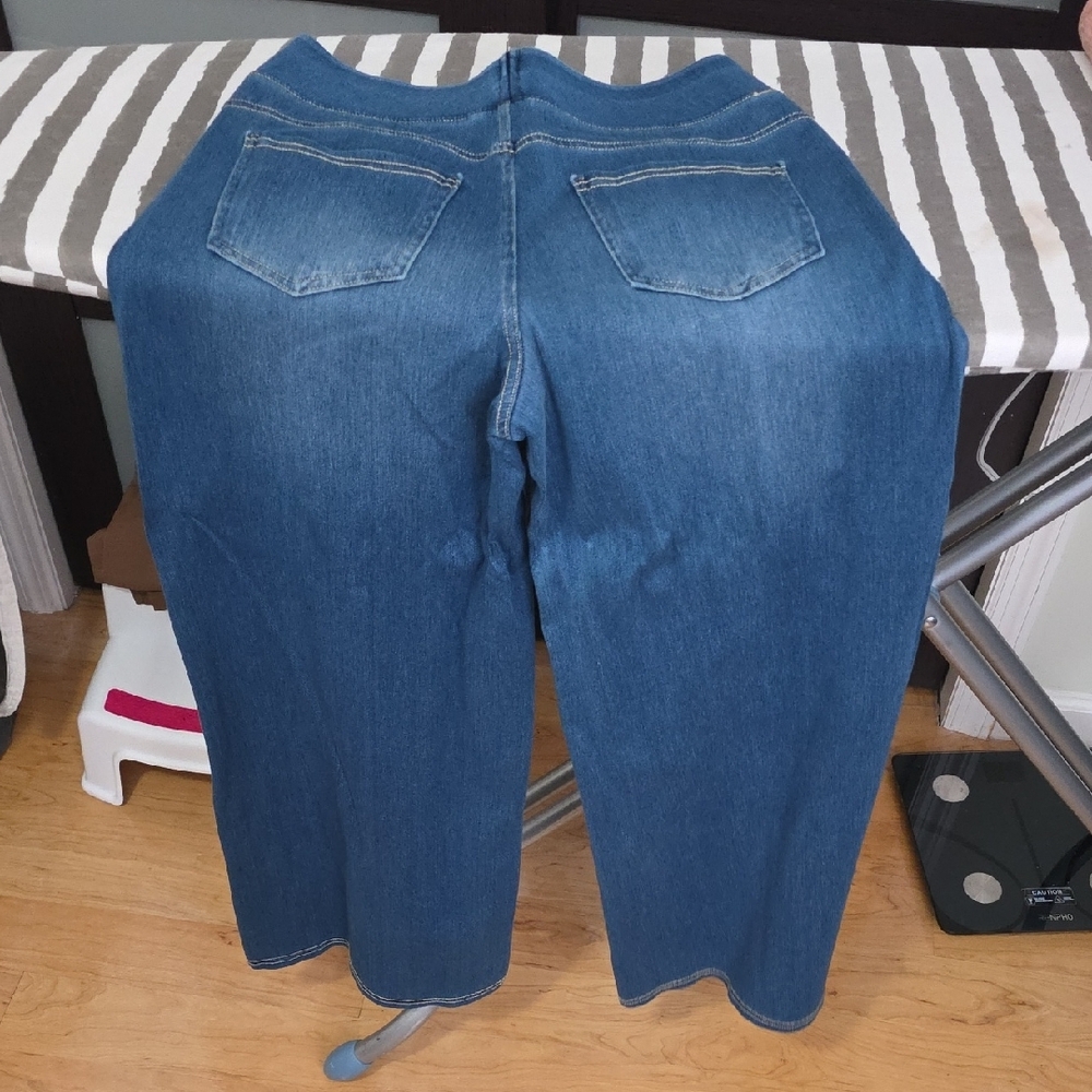 HALARA Dark Blue Flare Jeans - Picture 4 of 5
